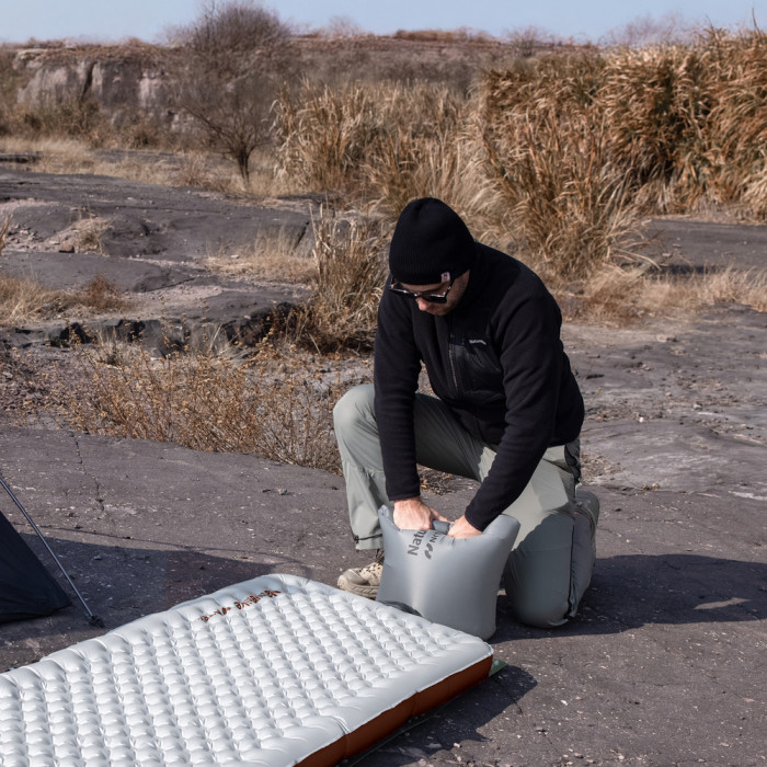 Матрас туристический надувной одноместный ультралегкий Naturehike Tuye R5.8 CNK2650WS031, 196 × 64 х 9 см, серебристый  