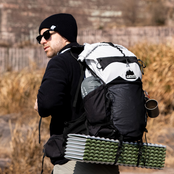 Матрас туристический надувной одноместный ультралегкий Naturehike Tuye R5.8 CNK2650WS031, 196 × 64 х 9 см, серебристый  