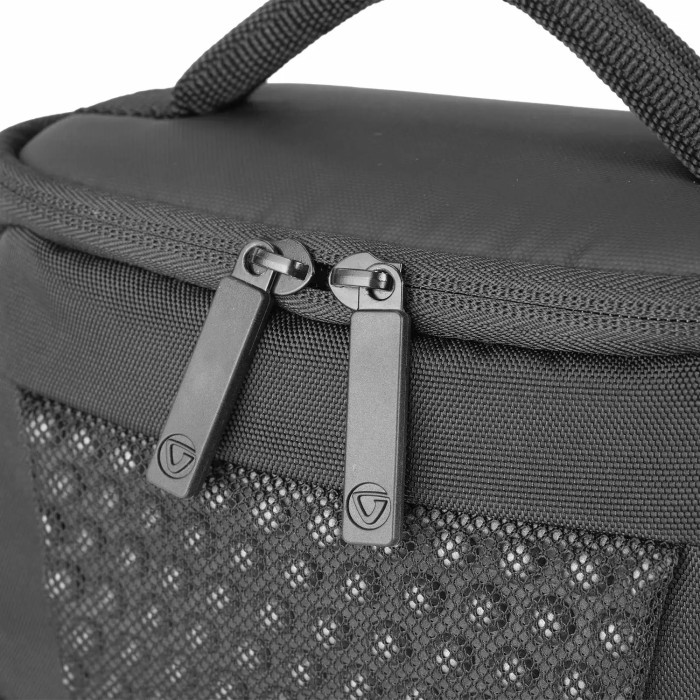 Сумка Vanguard VEO Adaptor 15M Black (VEO Adaptor 15M BK)  