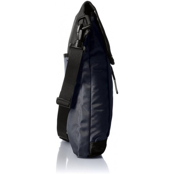 Сумка Victorinox ALTMONT 3.0, Digital 5 л (черная)  