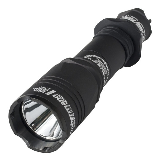 Туристический фонарь Armytek Dobermann Pro, черный, XHP35 HI, теплый,1580 люмен (F02102BW)  