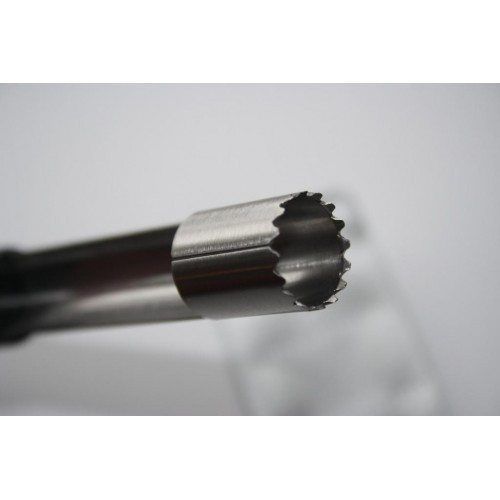 Кухонный нож Victorinox для яблок D16 мм с черной ручкой (5.3603.16)  