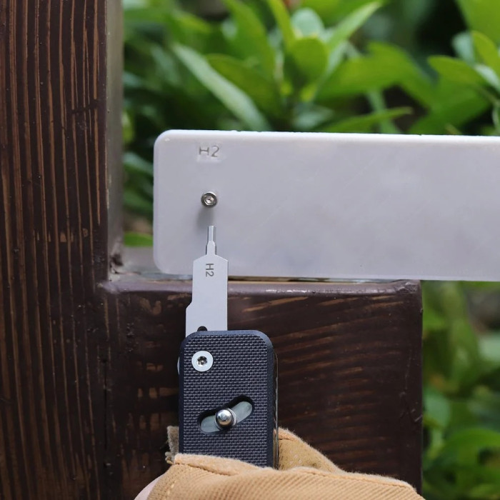 Сменный инструмент FTS1-13 к мультитулу Roxon Flex S804 (шестигранный ключ 2 мм)  