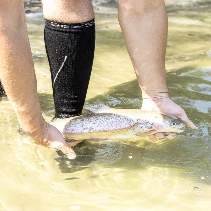 Водонепроницаемые носки Dexshell Mudder, черные с серыми полосками, L  