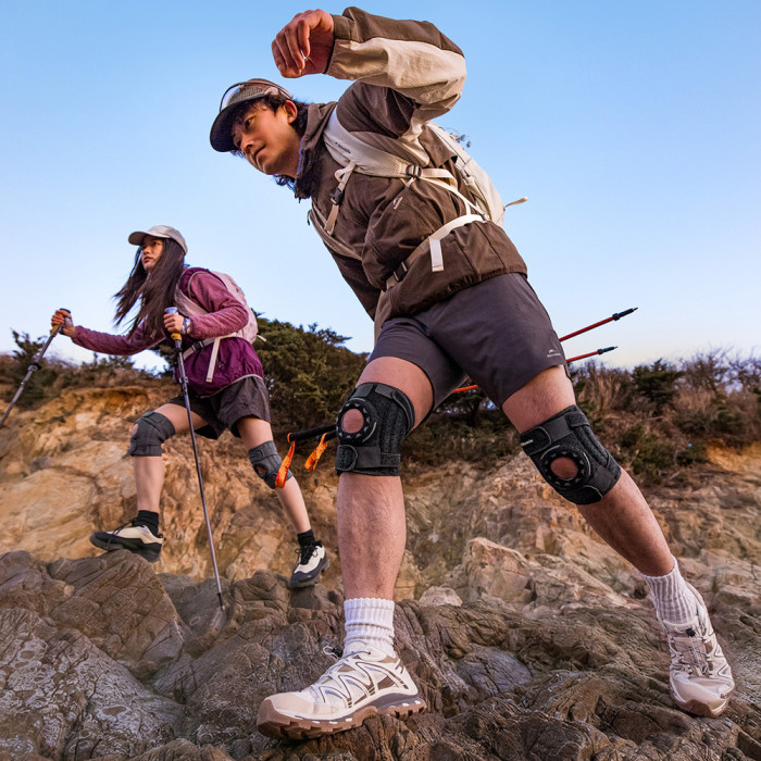 Бандаж на колено туристический с пружинной поддержкой Naturehike Qingyue CNK2650DS010, черный  