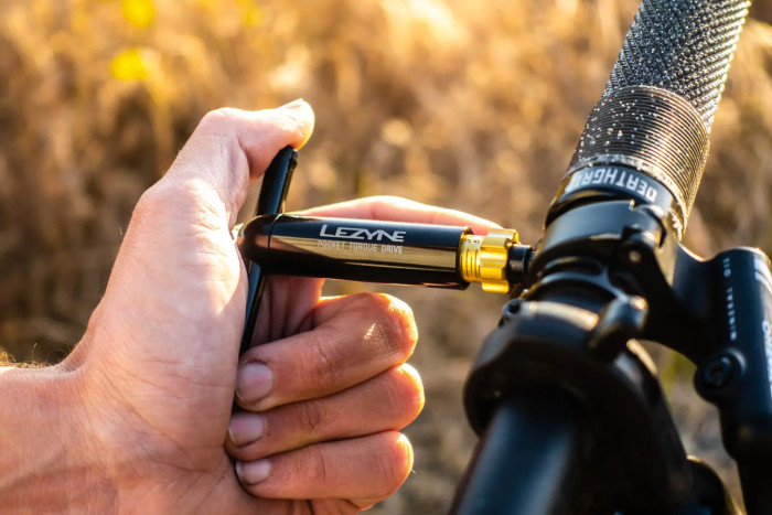 Мультитул Lezyne POCKET TORQUE DRIVE-BLACK  