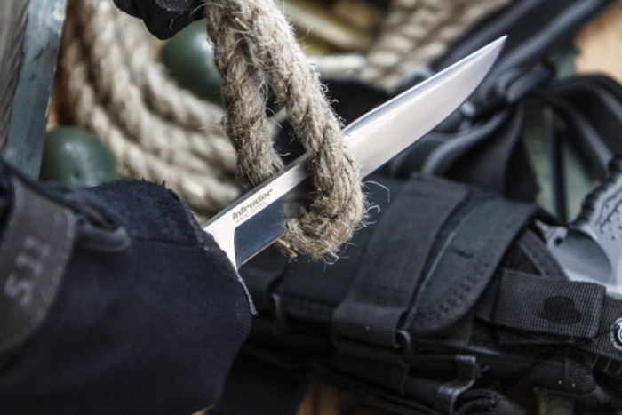 Нож Kizlyar Supreme Intruder сатин, сталь 440C, рукоять микарта  