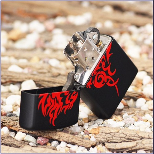 Зажигалка Zippo 218 Hidden Dragon 21067  