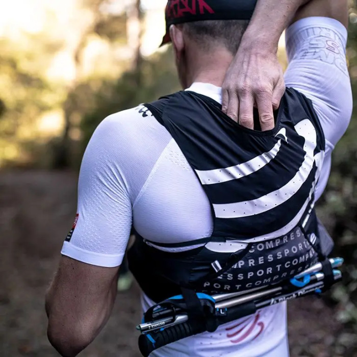 Рюкзак CS с флягами Ultrun S Pack Black XS+ Ergoflask  