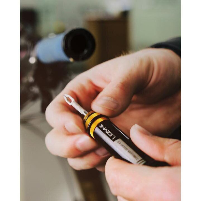 Интегрованый инструмент для бескамерок TUBELESS INSERT KIT Y14  