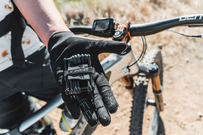 Мультитул Lezyne RAP II 19 Co2 – BLACK ANTI-CORROSION BLACK CНROME  