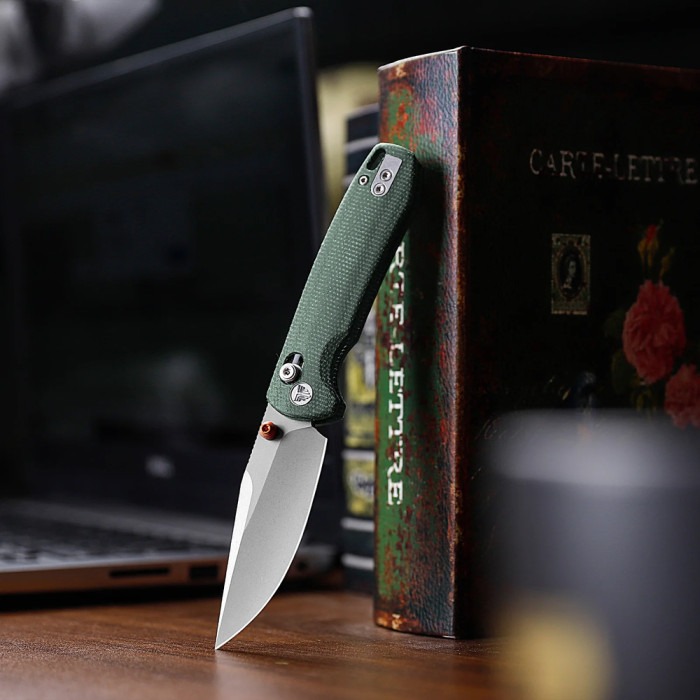 Нож Trivisa Butterfly-GM, 14C28N, Микарта, Зеленый (JM06-GM-14)  