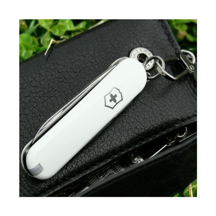 Нож Victorinox Сlassic-SD Vx06223.7  