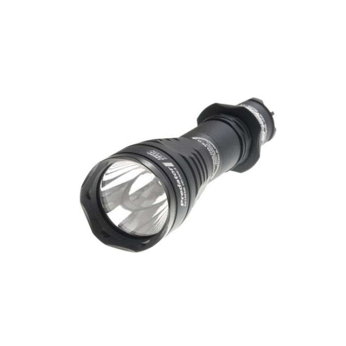 Тактический фонарь Armytek Predator v3, черный, XP-L, теплый свет (F01603BW)  