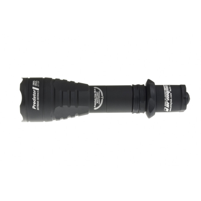 Тактический фонарь Armytek Predator v3, черный, XP-L, теплый свет (F01603BW)  