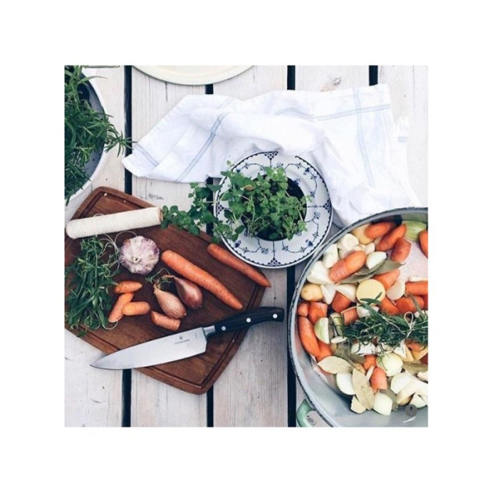 Нож кухонный Victorinox Grand Maitre Chef's 20см (7.7403.20G)  