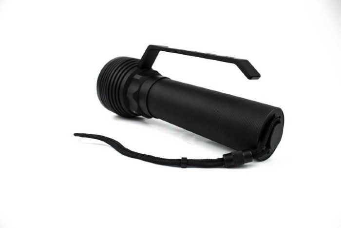 Фонарь для дайвинга Ferei W168 SHARK (3*CREE XHP70, 10000Lm, 8*18650) (холодный свет)  