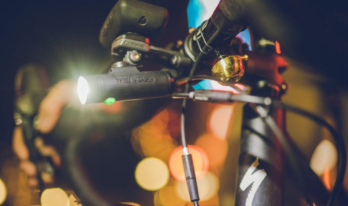 Комплект фар Lezyne CLASSIC DRIVE XL / KTV PRO PAIR 700/75 люменов Y13  