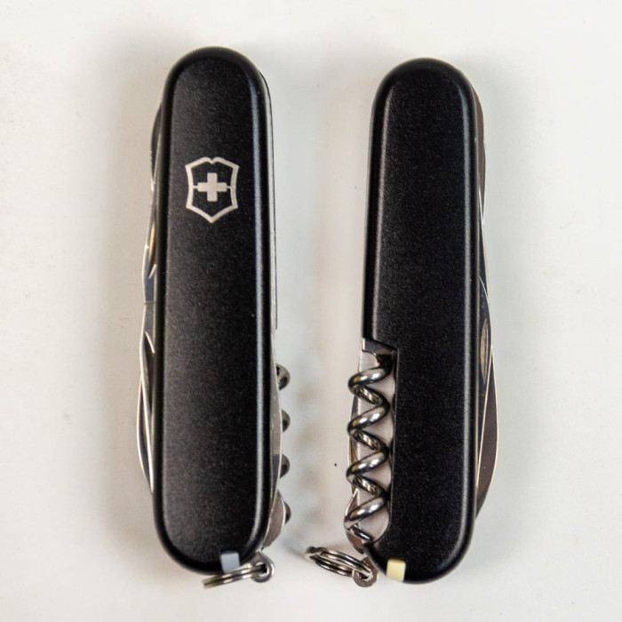 Складной нож Victorinox HUNTSMAN MAT черный матовый лак  