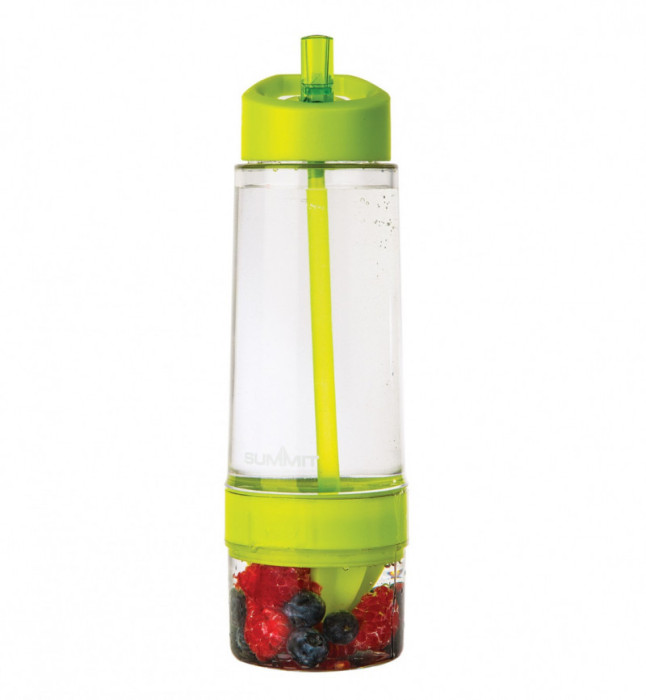 Бутылка-соковыжималка Summit MyBento Fruit Infuser-Squeezer Bottle зеленая 750 мл  