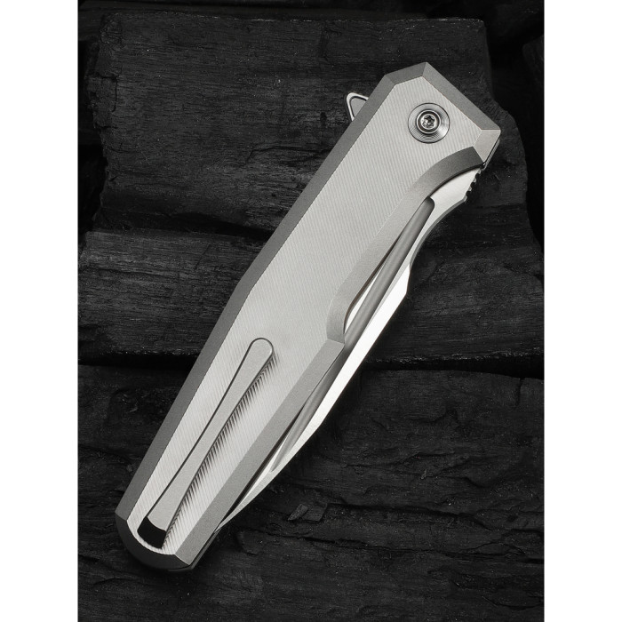 Нож складной туристический Weknife Dressytak (8.6 см) Bohler M390 / Titanium серый  