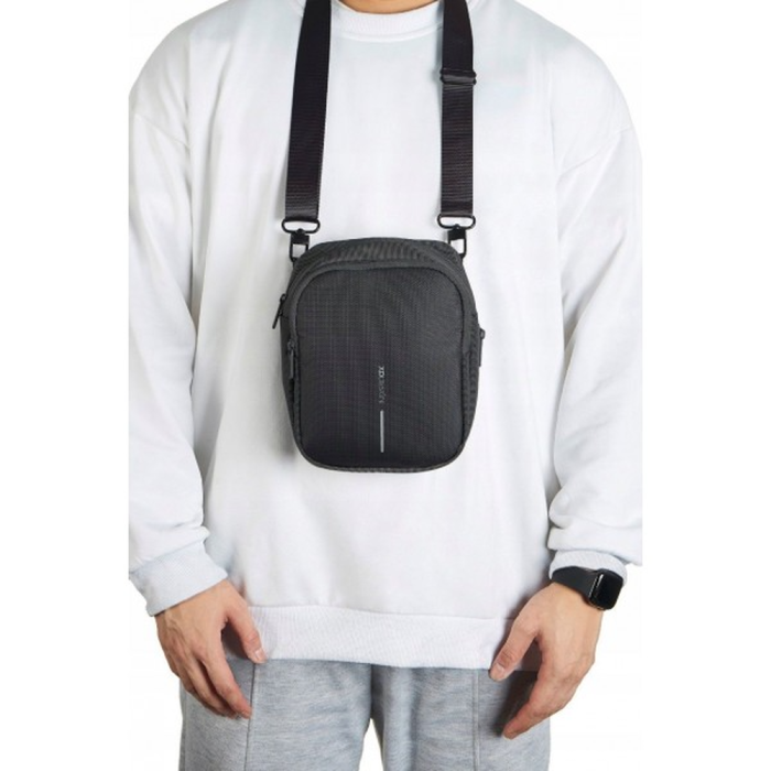 Сумка через плечо XD Design BOXY SLING черная  