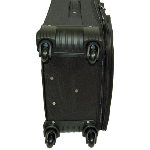 Чемодан Skyflite Spirit черный (размер M)  