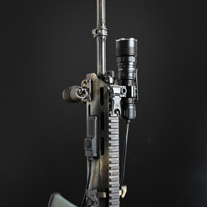 Выносная тактическая кнопка VIDEX VLF-ARM-01 к фонарику  