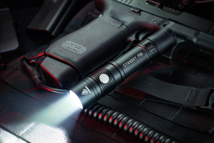 Фонарь Cyansky P20 SST40 (Поврежденная упаковка/сколы на корпусе/ремонт кнопки)  