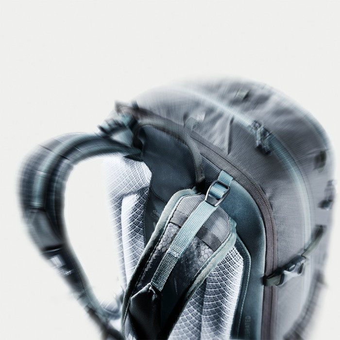 Рюкзак DEUTER Attack 20 цвет 3624 atlantic-desert  