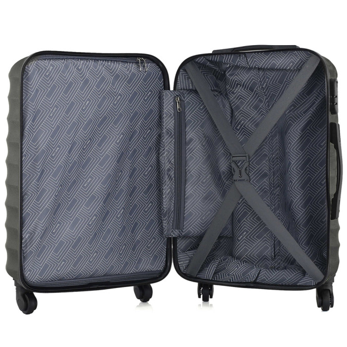 Чемодан Semi Line 24" (M) Black (T5634-2)  