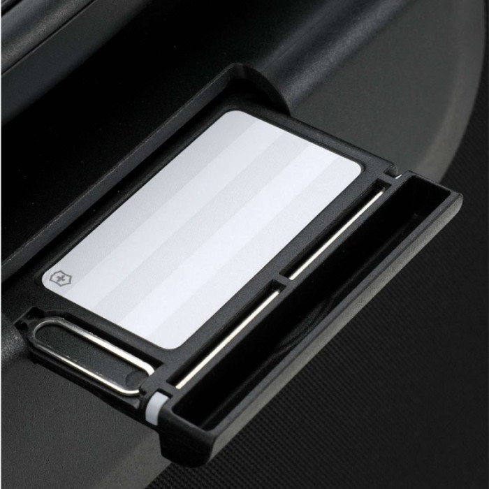 Чемодан на 4 колесах Victorinox Connex Ss/Black S Global 28 л (Vt605647)  