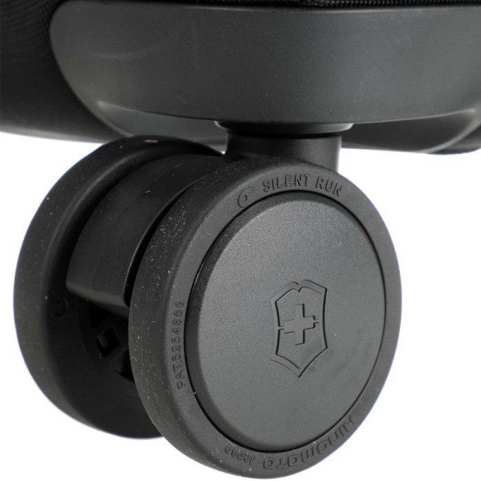 Чемодан на 4 колесах Victorinox Connex Ss/Black S Global 28 л (Vt605647)  