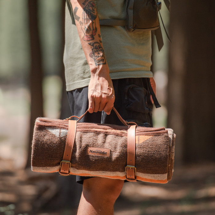 Плед Naturehike Outdoor Warm Geometric NH20FS036, коричневый  