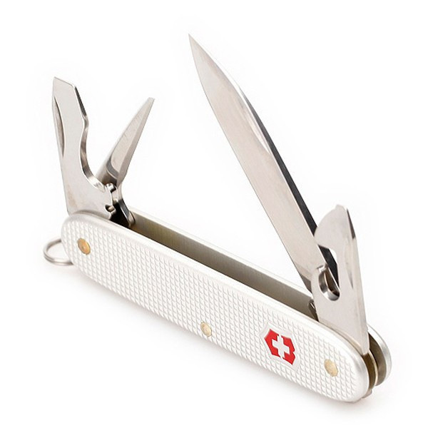 Нож Victorinox Pioneer 0.8201.26  