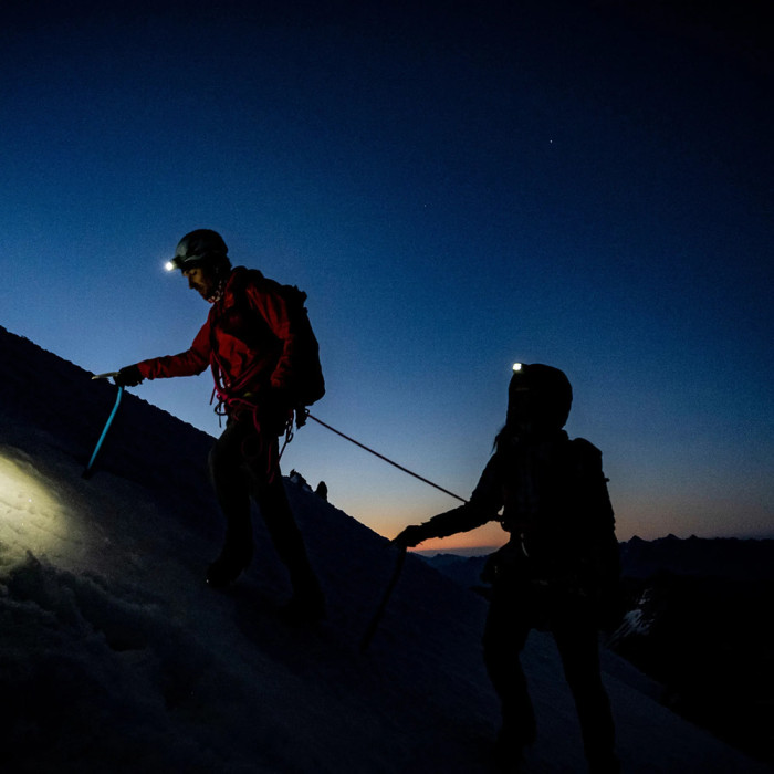 Фонарь налобный Black Diamond Spot 400 Ultra Pink  