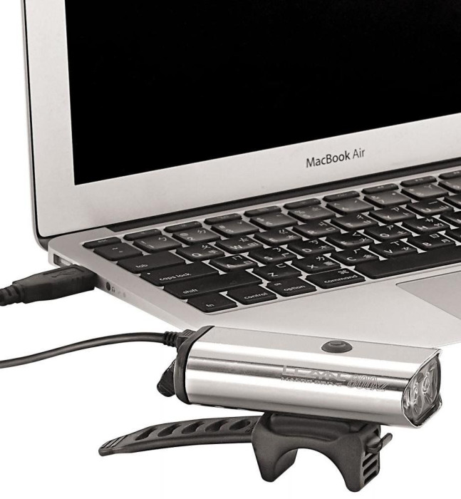 Комплект велофар Lezyne MACRO 800XL/MICRO PAIR серебристый 800/30 люменов Y10  