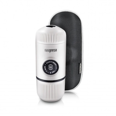 Портативная эспрессо-кофеварка Wacaco Nanopresso белая с чехлом