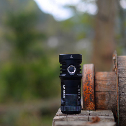 Фонарь Manker MK37 CW, черный  