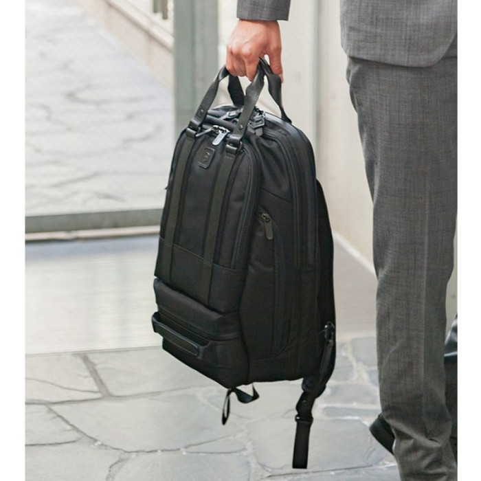 Рюкзак Victorinox Lexicon Professional/Black Bellevue 15 26 л (Vt601115)  