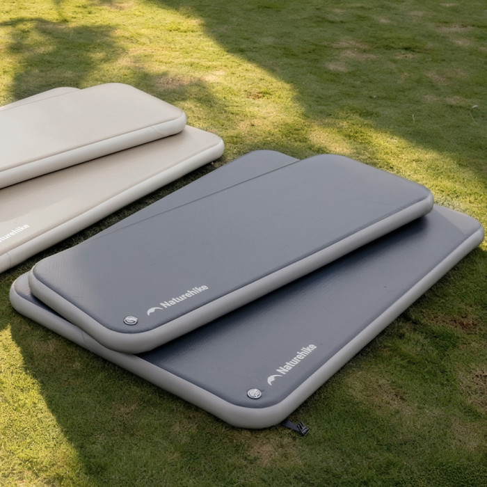 Матрас кемпинговый надувной одноместный Naturehike CNK2550WS039, 192x70x10 см, серый с ручным насосом  