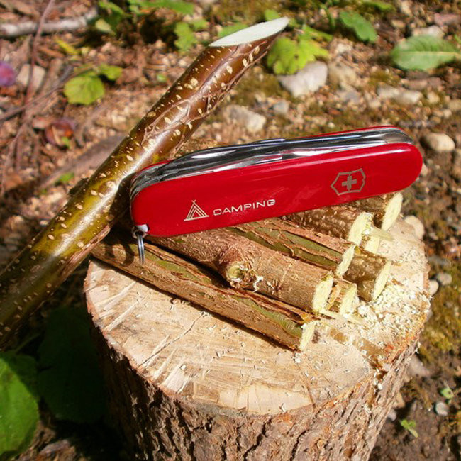 Нож Victorinox Camper 91мм,13функ,черв (поврежденная упауовка)  