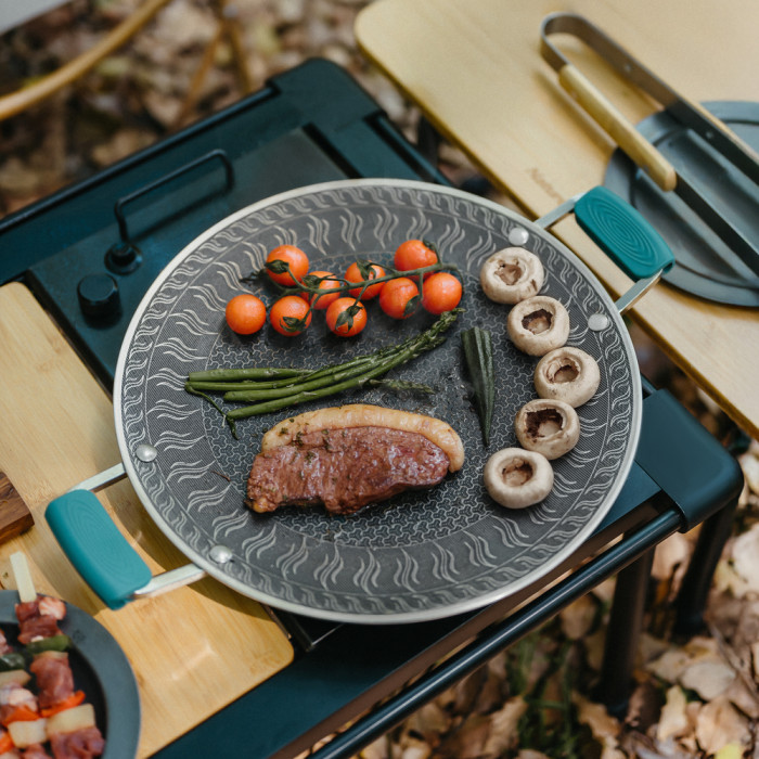 Сковорода из нержавеющей стали с силиконовыми ручками Naturehike CNK2550CF011, 34 х 34 см  