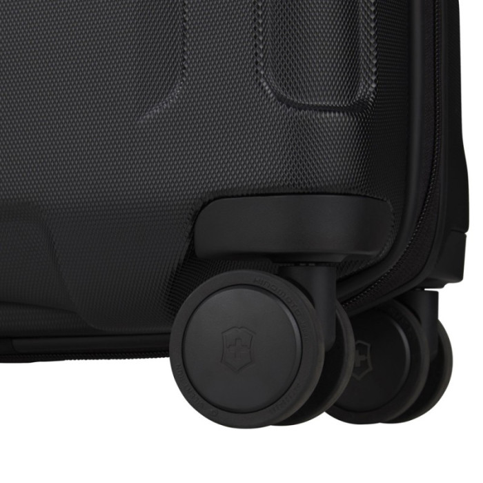 Чемодан на 4 колесах Victorinox Travel Werks Traveler 6.0 Hs/Black M Expandable 75 л (Vt609970)  