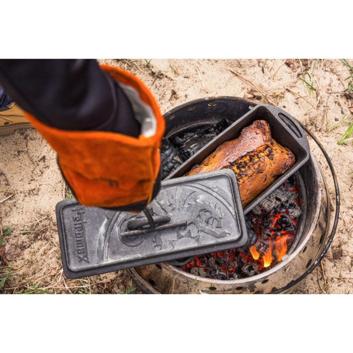 Жаровня чугунная Petromax Loaf Pan with Lid 2,4 л  