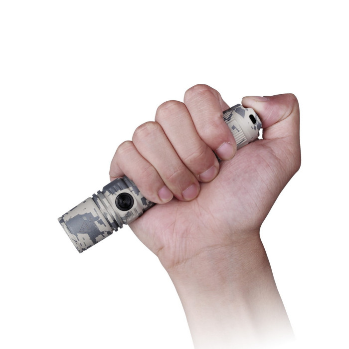 Фонарь Fenix PD35 V2.0 UCP Digital Camo Edition  