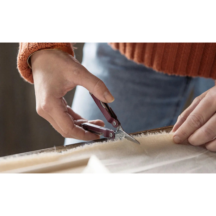 Мультитул Leatherman Micra Cherry  