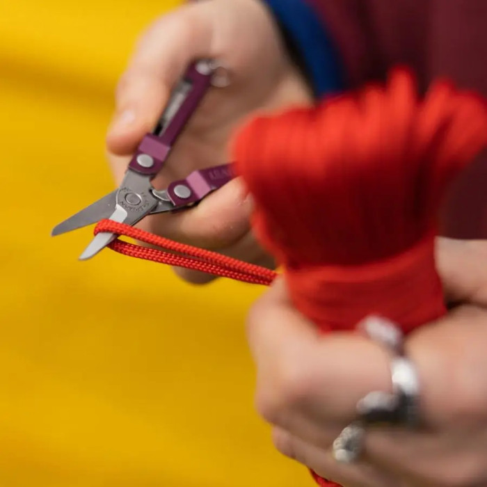 Мультитул Leatherman Micra Cherry  