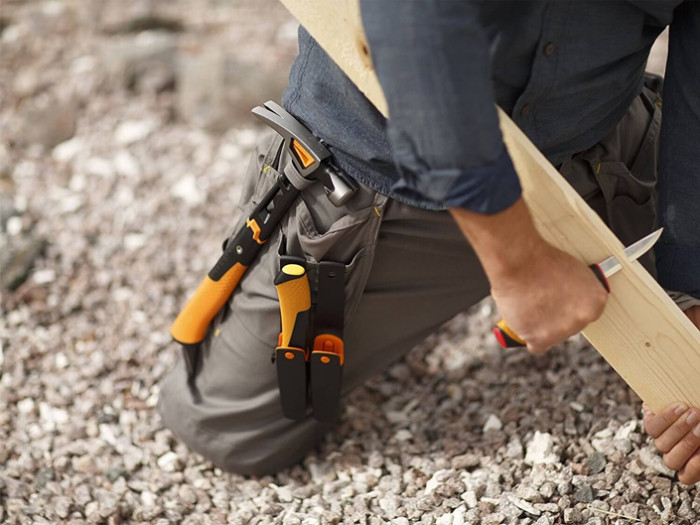 Нож для тонких работ Fiskars с точилом (156019)  