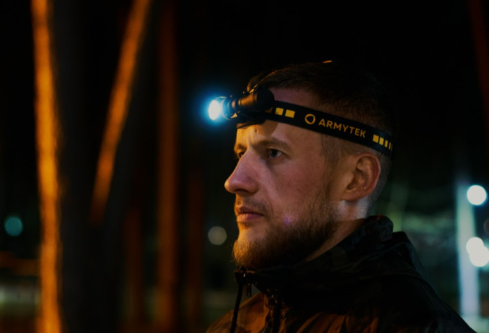 Мультифонарь Armytek Elf C2, магнитная зарядка,18650 LH351D White (холодный свет),(F05102C)  